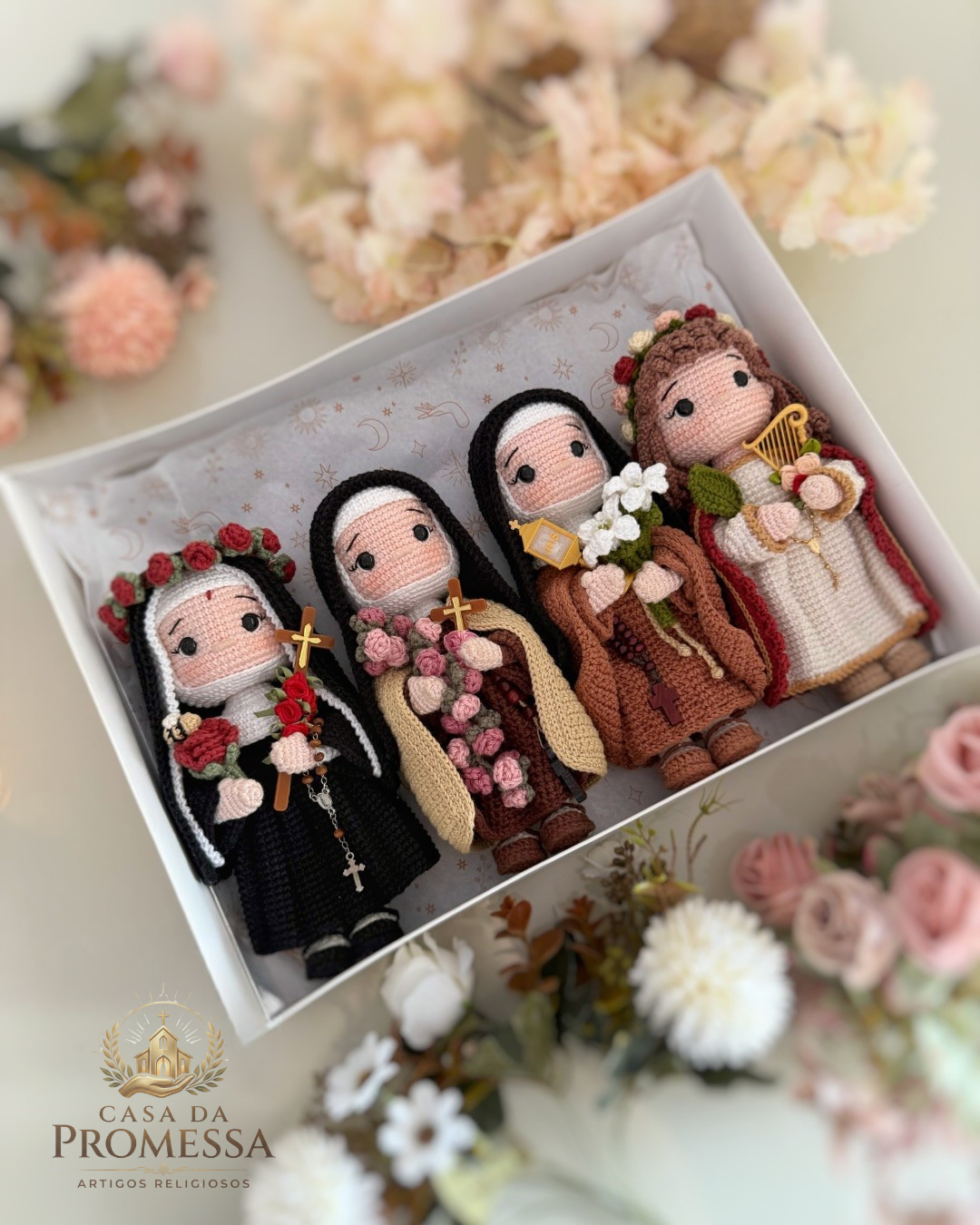 Coleção Santinhas da Fé – Amigurumis Sagrados em Crochê | Santa Arte