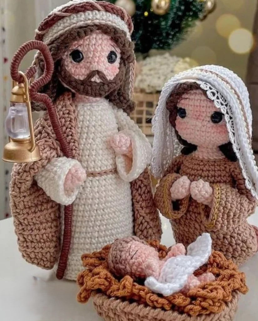 Sagrada Família da União e do Amor – Sagrado em Crochê | Santa Arte