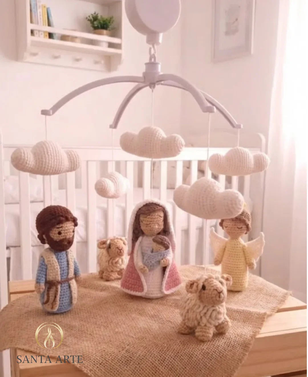Mobile de Berço Sagrada Família do Amor e da Proteção – Arte Sacra Infantil | Santa Arte